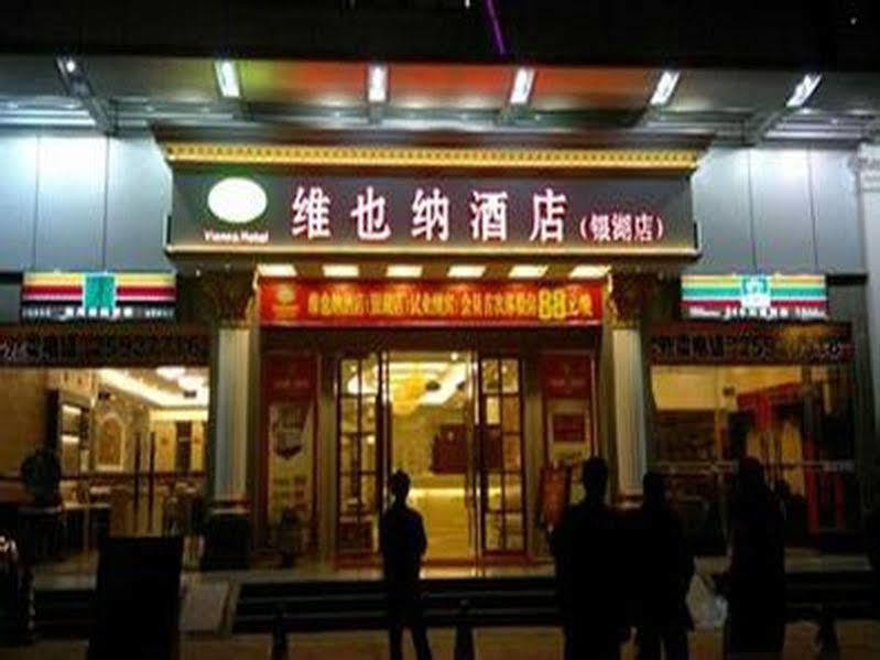 Vienna Hotel Shenzhen Yinhu Bus Station Exterior photo